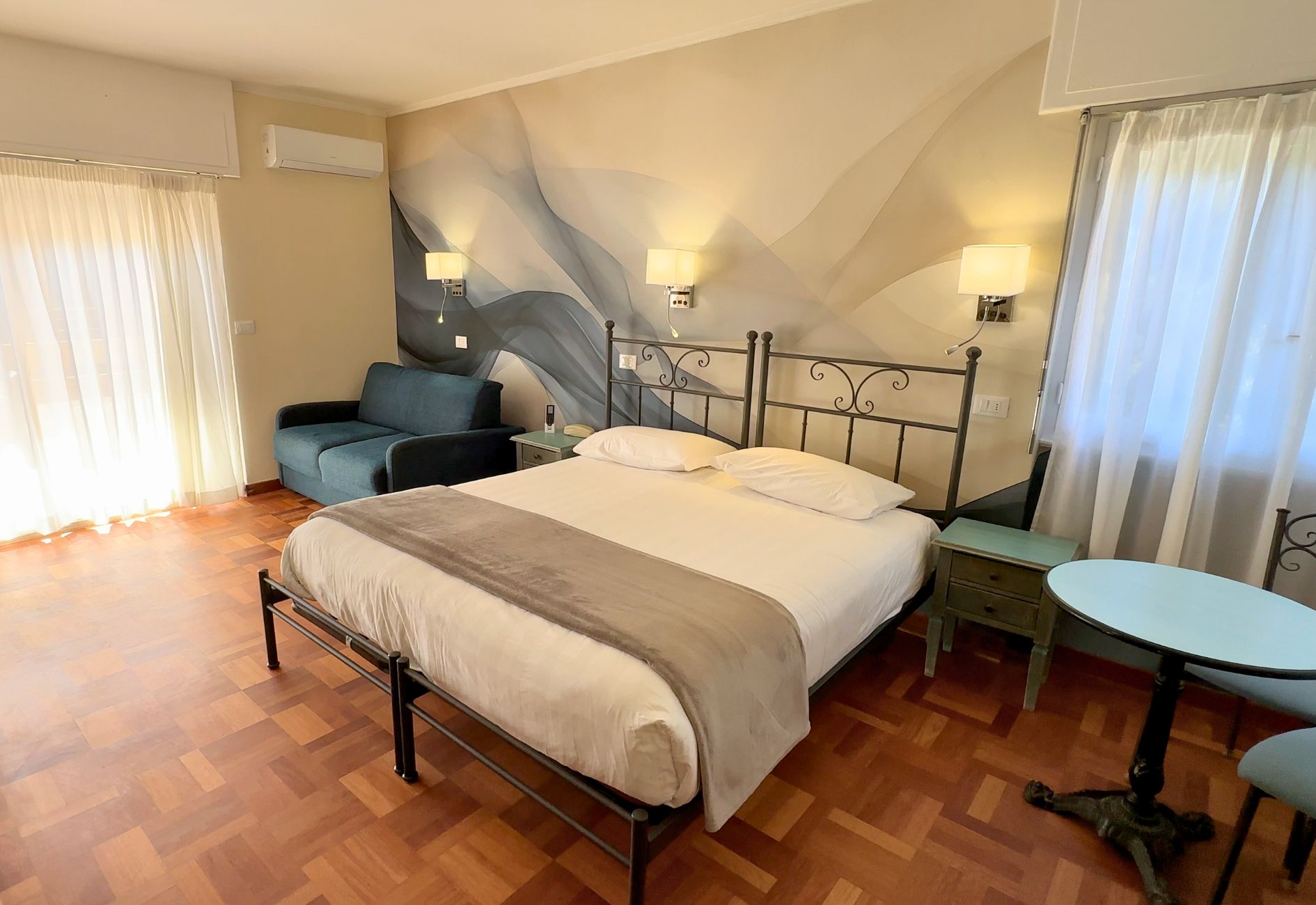 Camera Family con Grande Terrazza Hotel Alexandra roquebrune cap martin Camera Family con Grande Terrazza Hotel Alexandra roquebrune cap martin